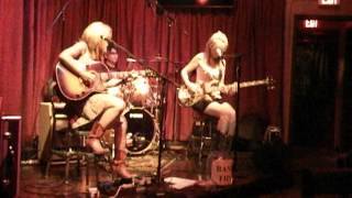 Lauren Ellis, Lynne Davis, and Edward Flores at Strange Brew 8/29/2012