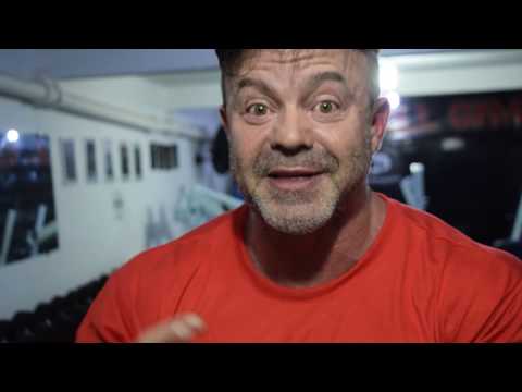 TRANCAMOS A CAVERNA PRA TREINAR OMBRO !!! - BRAULIO, SUPERMAN, GORILA E CONVIDADO