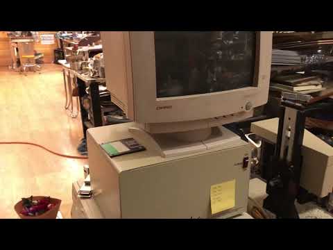 Cold boot of windows 98 computer from 1998.