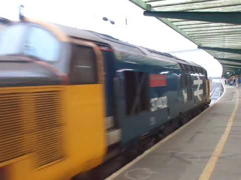 The Class 37 BR Large Logo Blue No.37402 with ‘Northern Cumbrian Coast Train’ arrives at Carlisle.