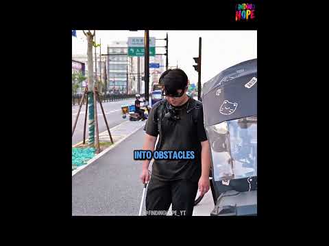 This man walked through a city completely blindfolded