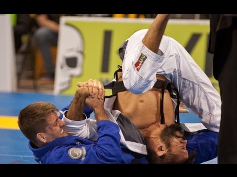 Rafael Mendes x Mario Reis | 2015 IBJJF Worlds | Art of Jiu Jitsu Academy