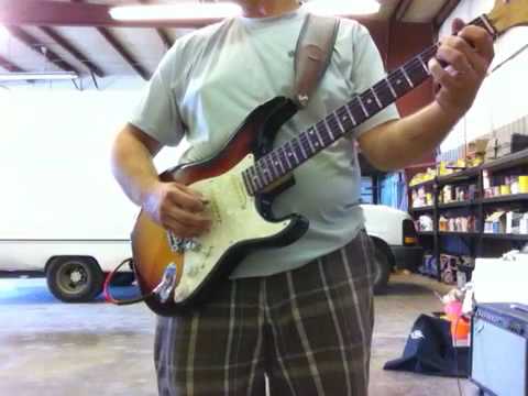 G&L Legacy with Kinman Hank Marvin Pickups