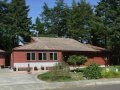 OREGON COAST HOME TOUR: Lush, green cul-de-sac lot & a grand open floor plan! - CoastOregon OREGON COAST HOME TOUR: Lush, green cul-de-sac lot & a grand open floor plan!