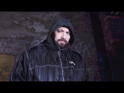 THE RETURN OF WOJTEK THE GOALKEEPER - HE ALMOST BECAME A GANGSTER