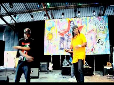POLITIK.mpg: Lexxus feat Didier Awadi, Steve Mav et Fredy Massamba