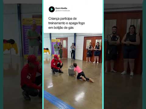 Criança participa de treinamento e apaga fogo em botijão de gás! 😮🫣