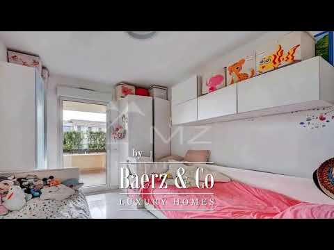 Aix center, Type 3 apartment with terrace and parking - Luxury home for sale