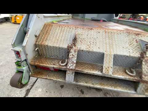 Iveco Eurocargo EURO CARGO 75E160 CHAIN LIFT SKIP - Image 2