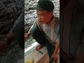 Pemulung Minum Mextril 16
