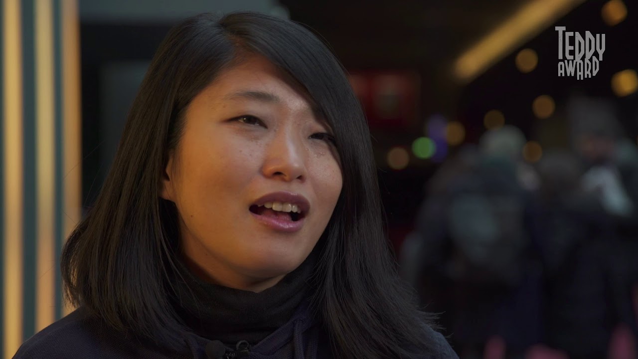 Interview with Xiang Zi on 'A Dog Barking At The Moon'