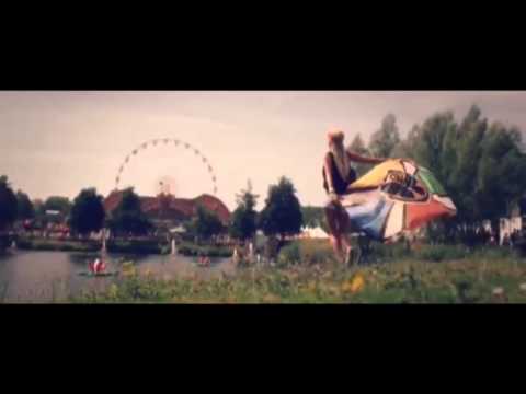 David Guetta & Showtek Sun Goes Down Feat MAGIC! & Sonny Wilson TOMORROWLAND VIDEO.mp4