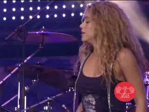 Concierto ALAS: Shakira & Mercedes Sosa - La Maza - Video Oficial
