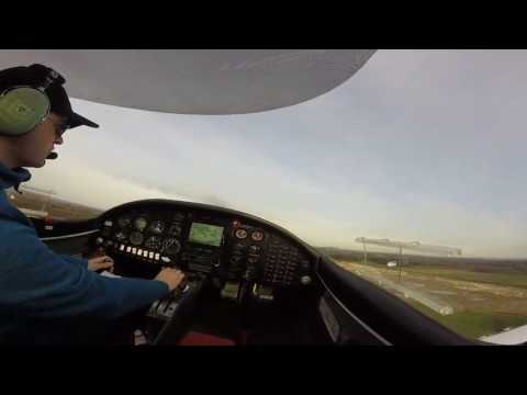 Aquila-A210-EDLD-Take-off