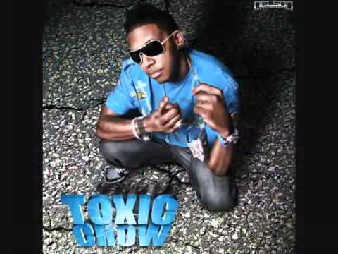 Toxic Crow -  Fieles Fanaticos  {Tema Clasico}