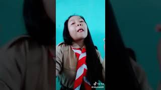 Download lagu Cewek cantik goyang alaii 21 .#ngopi ngopi mp3