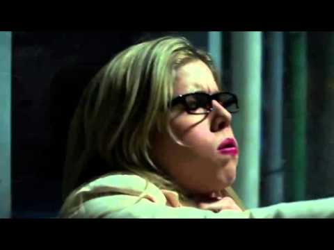 Arrow: Oliver & Ray team up Oliver controls ATOM suit