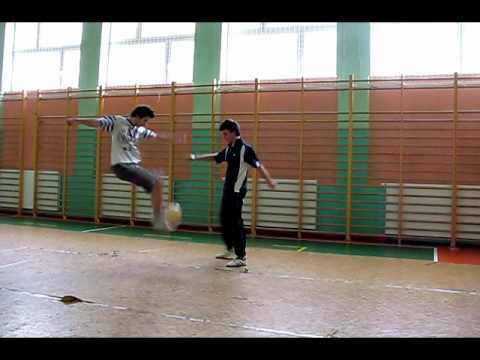 R-Style Freestyle Football | Bronx & Franek