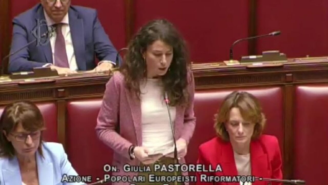 Giulia Pastorella (Azione): La pace in Ucraina non la porta Babbo Natale