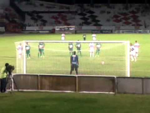 Gol de Dênis Marques