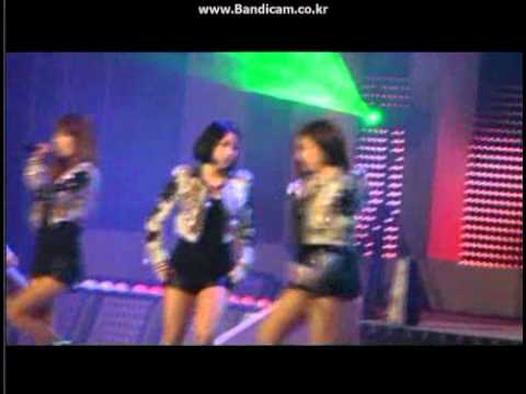 [Cam] 110327 T-ara - Why Are You Being Like This @ Lotte Giants 2011 [2]
