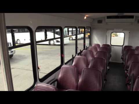 2006 Ford Starcraft 24 Passenger - S24122