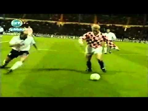 Robert Prosinecki - freestyle - playing with opponents - HQ/HD video