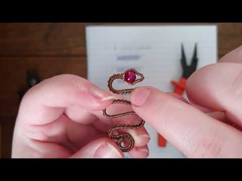 Wire Weaving Patterns Using Either 2, 3 or 4 Base Wires Part 1