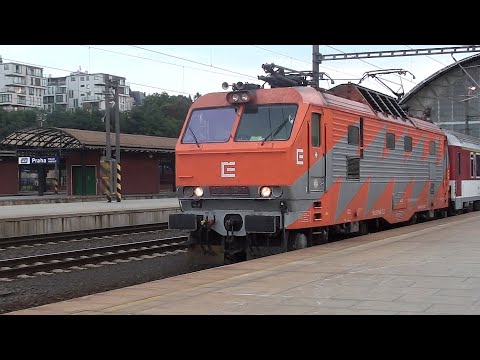 2013-08, Praha Hlavní Nádraží, speciální dopravní a železniční zvuky.