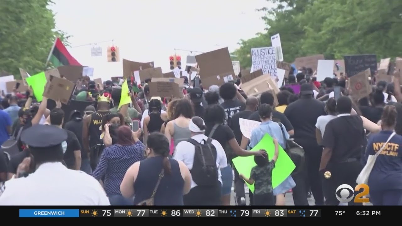 Protesters Prepare For Night Of Hitting The Streets Without Curfew As Demonstrations Enter 11th Day