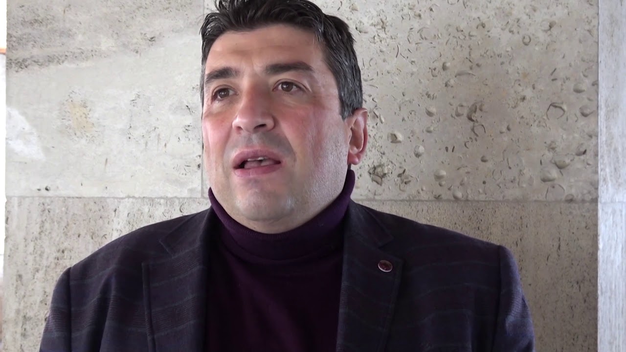 Зимата се завърна в Смолянско, снегът остави села без ток