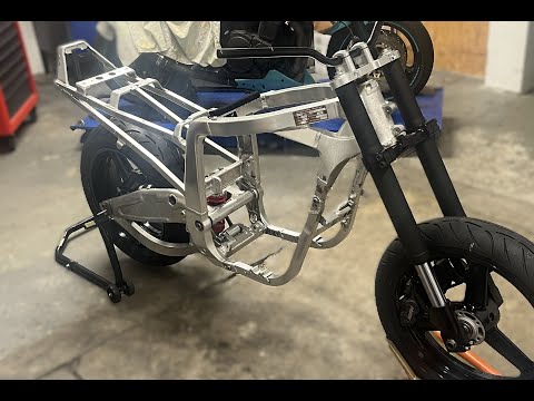 Pass8!: #Bikeshop Weil #Restoration #Suzuki #GSX-R# 1100 #GV73