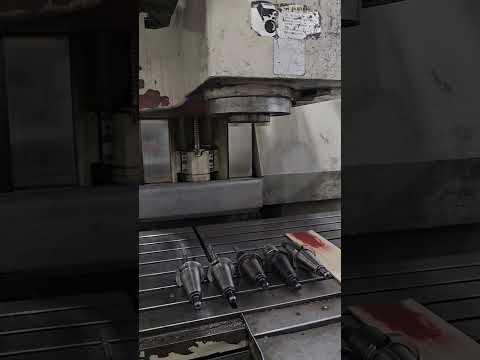 2000 OKUMA & HOWA MILLAC-852V Vertical Machining Centers | Murphy Machinery (1)