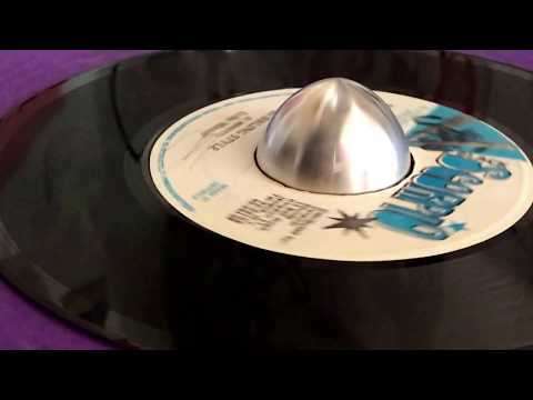 ECHO MINOTT ~ Bubbling Style