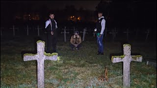 Cemetery of the Insane urban exploration video in Belgium: Ghosthunten Op Een Verlaten Begraafplaats [Halloween Special]