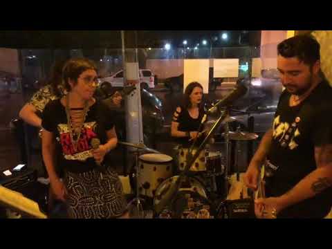 Banda RitaLeeze - Esse tal de Rock n' Roll (Cover) música de Rita Lee e Paulo Coelho