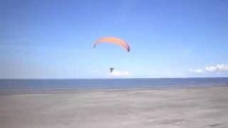 preview picture of video 'SipitangLabuanLimbangMiriBrunei Paramotor Fun Fly 22-23 Jan 2012'