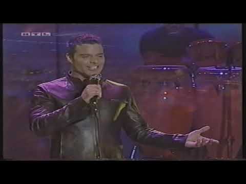 Nobody Wants To Be Lonely -Ricky Martin