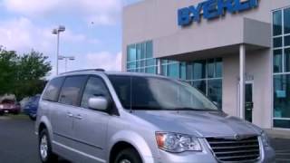 preview picture of video '2010 Chrysler Town Country Lexington KY'