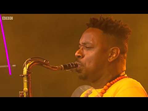 Glastonbury 2015 - The Gaslamp Killer (Full Set)