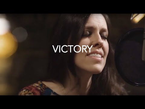Shelly E. Johnson - Victory (Official Music Video)