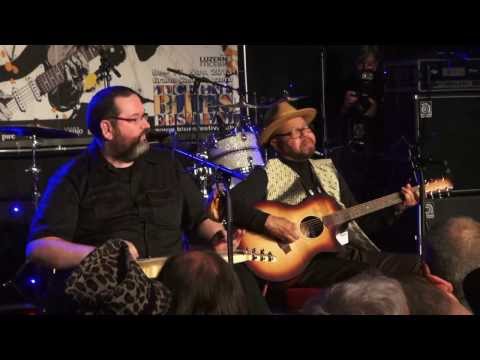 Larry Garner & Michael van Merwyk - blues medley [Lucerna 2013/11/14]