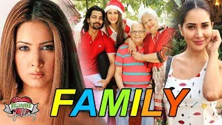 Download lagu Kim sharma Family With Parents, Husband & Brother | Bollywood Gallery mp3