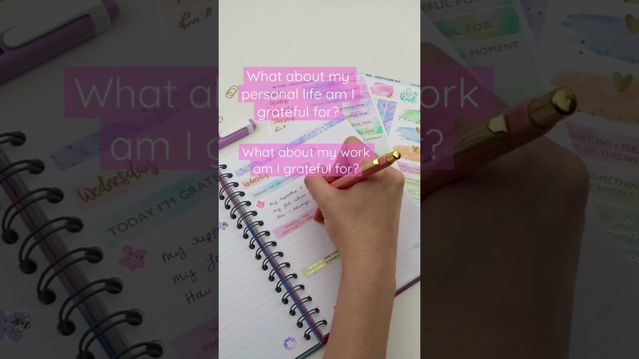 Three gratitude journal prompts 💖 (Uplifting journalling idea!)