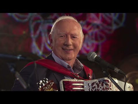 Foster & Allen - The Wild Rover (Official Video)