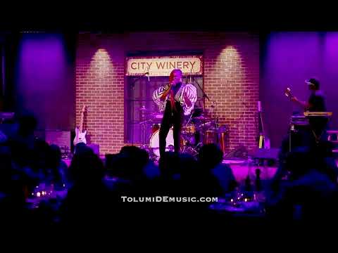 TolumiDE performs 'Throwback' LIVE at City Winery performance Washington DC.