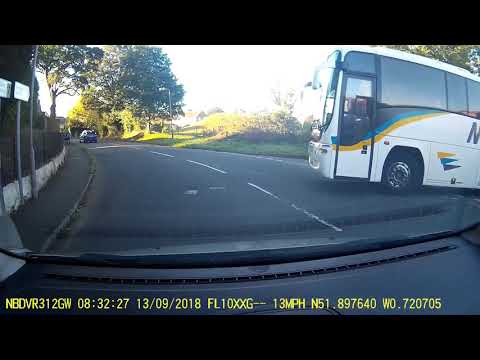 ET07MTT MOTTS TRAVEL Careless driving