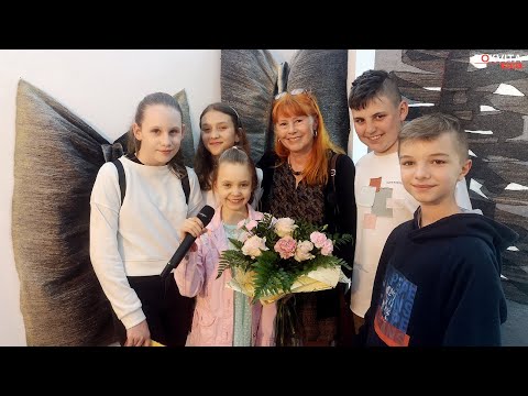 Między splotami - wystawa Ewy Bartosz-Mazuś.