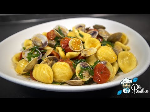 Orecchiette con lupini pomodorini e rucola