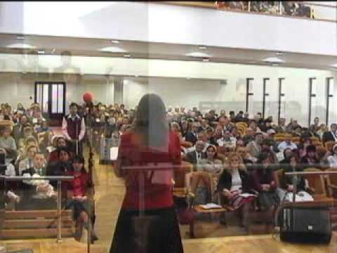 Programul fetelor de la Liceul Sabin Dragoi